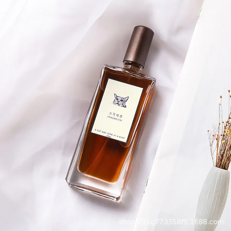 小猫咪女士持久淡香学生自然大写檀香寺庙越南50ml