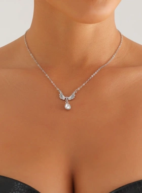 欧美饰品 轻奢小众感高级锁骨链 百搭配饰天使之翼吊坠项链女