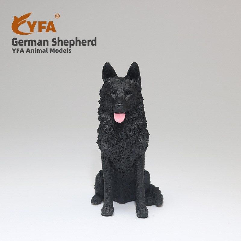 厂家直供德国牧羊犬仿真模型德牧狼狗黑背车载摆件树脂艺品