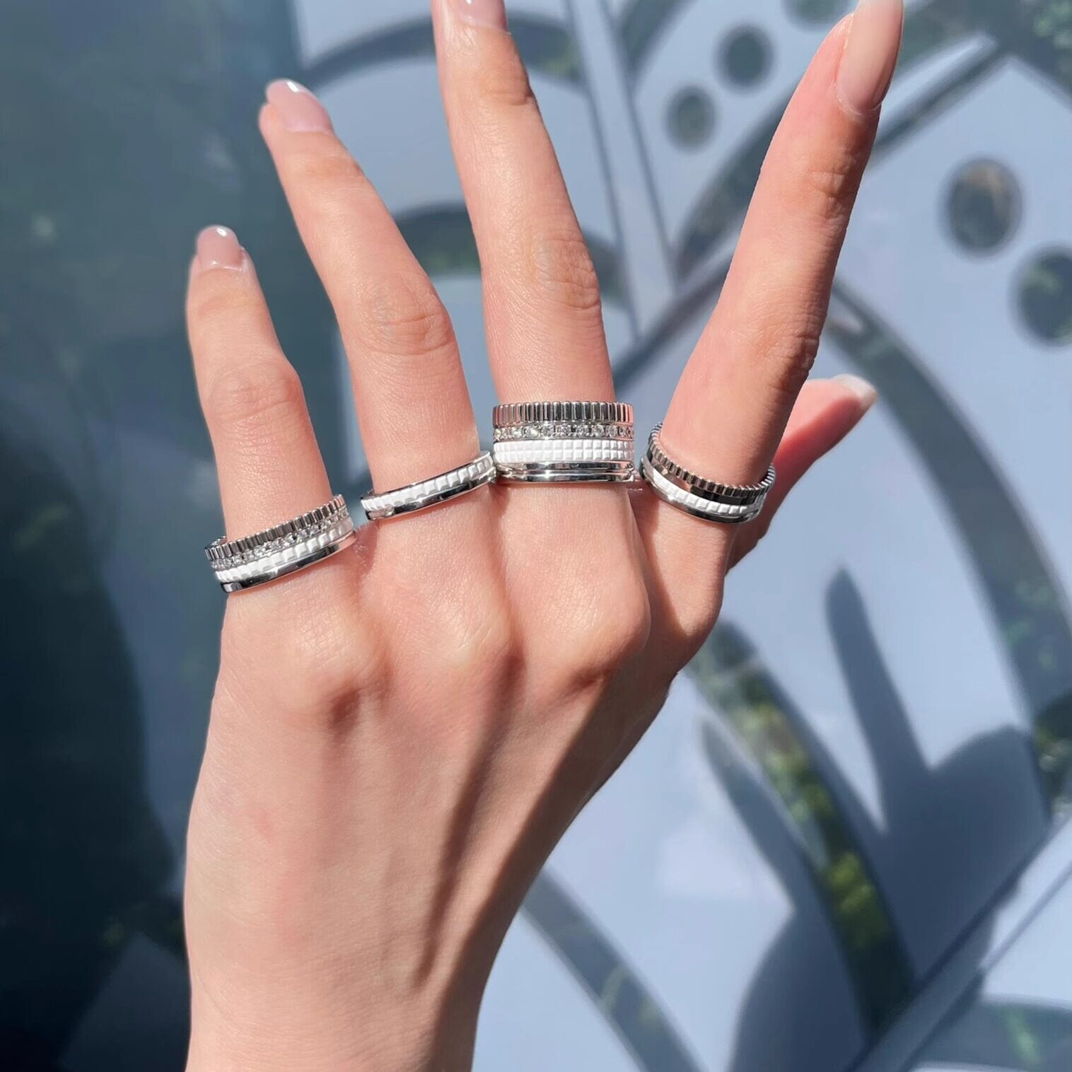 时来运转戒指男女款镀18K金镶钻三层设计时尚情侣对戒食指指环