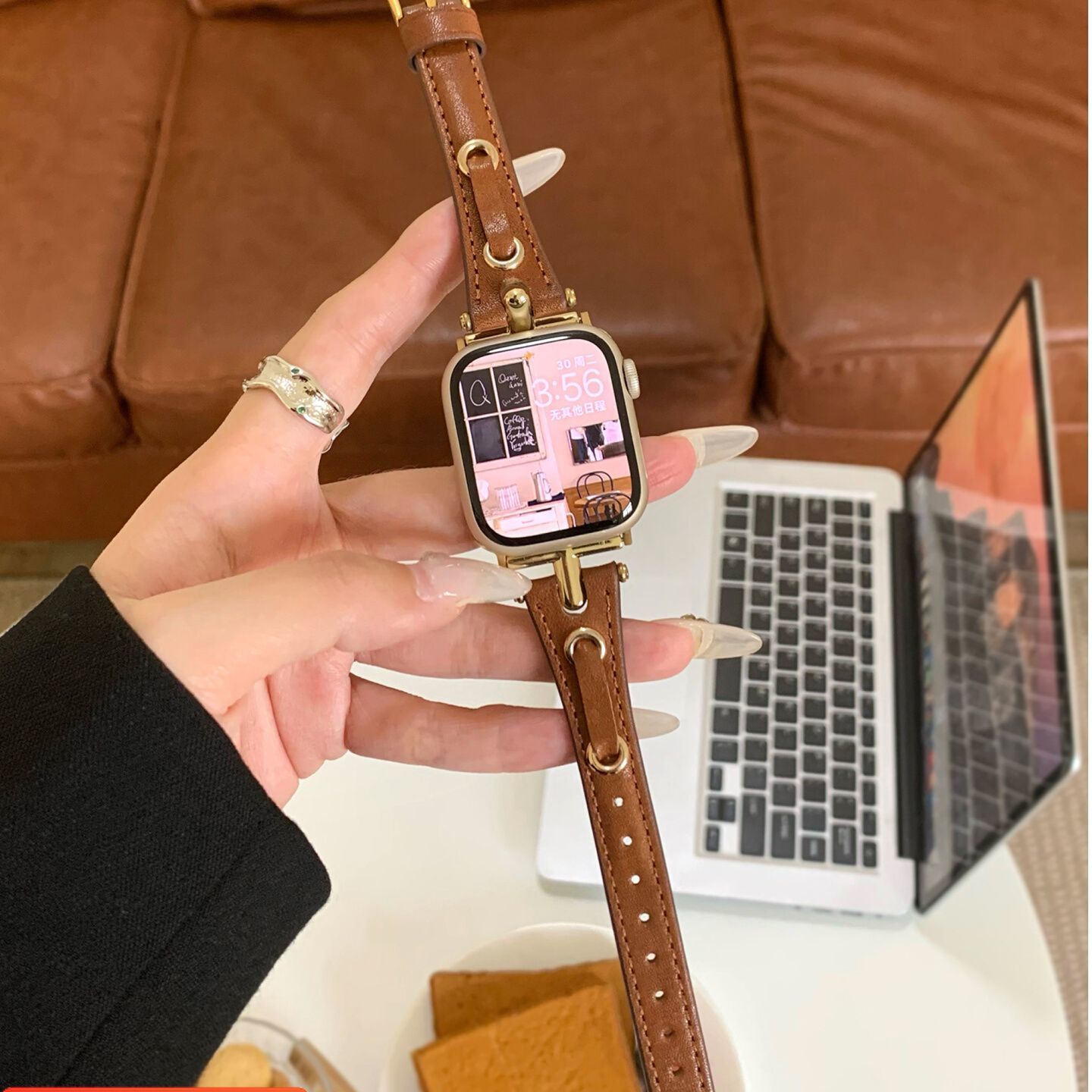 适用AppleWatchS11表带美式大T形针扣苹果S10时尚iWatch9复古腕带