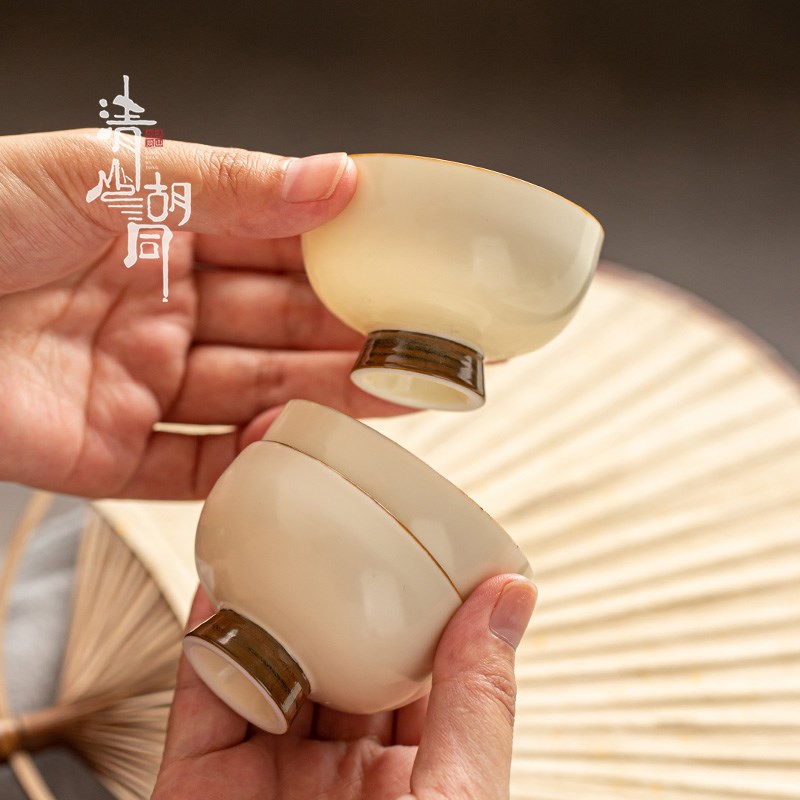 定窑白茶杯复古手工陶瓷品茗杯家用中式功夫茶具单杯主人杯喝茶碗