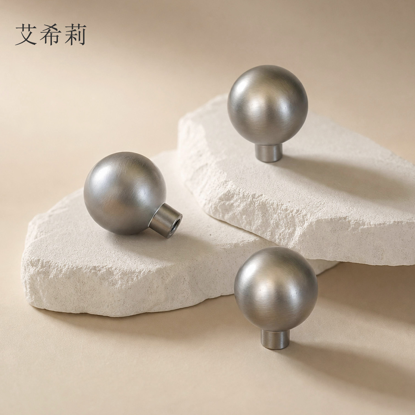 法式镍拉丝极简银色黄铜单孔拉手图片