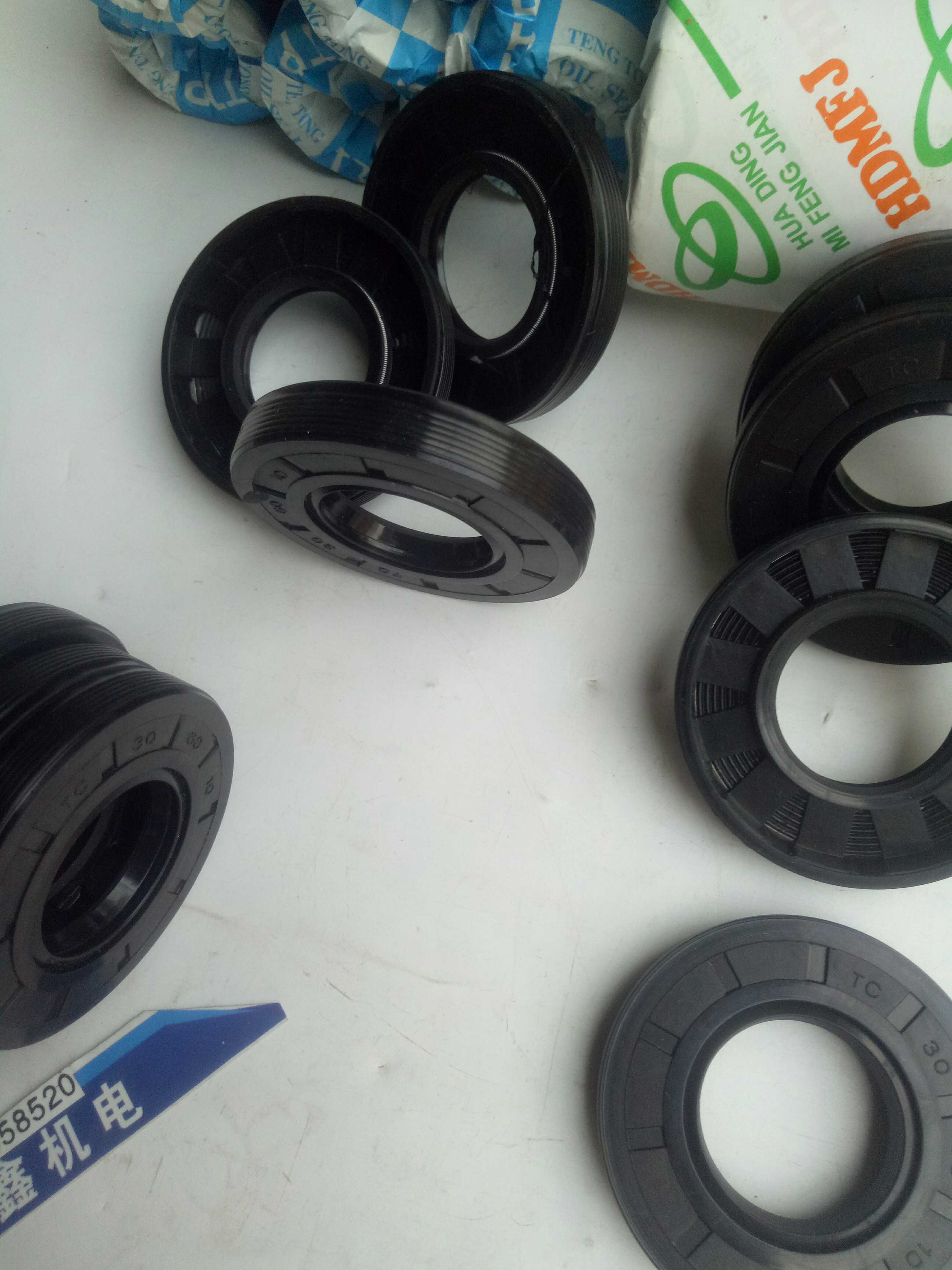 NQK骨架油封35x60x12 35x60x10 38x60x12 密封圈