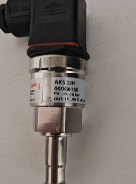 060G6156 AKS32R 丹佛斯压力传感器，全新，0-议价