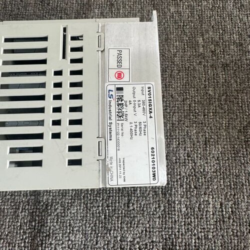 LS变频器SV015IGXA-4，1.5KW，380V，三相议价