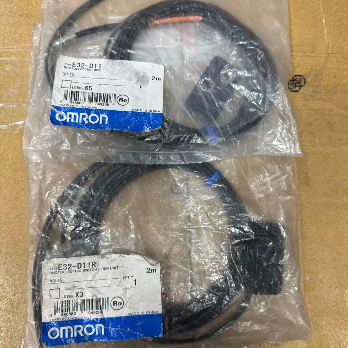 E32-D11R光纤线，全新正品，标签瑕疵，照片议价