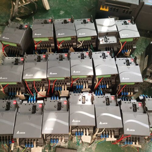 原装VFD-E系列变频器VFD007E43A VFD00议价