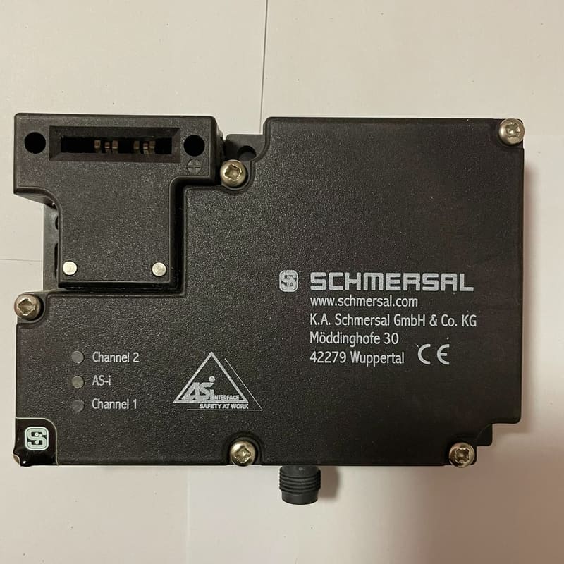 原装德国施迈赛电磁安全门锁开关AZM161ZST1-A S议价