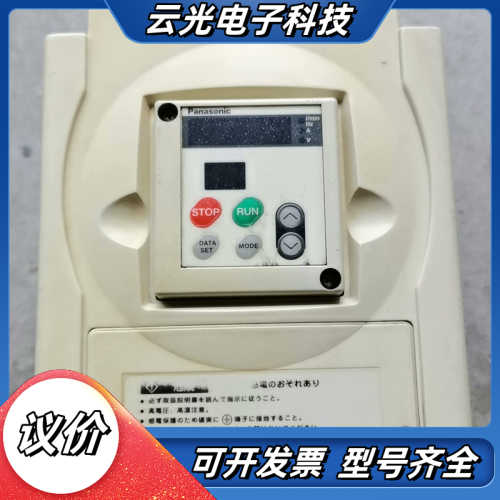 变频器M2X374BSA，3.7KW380V成色有点发黄议价