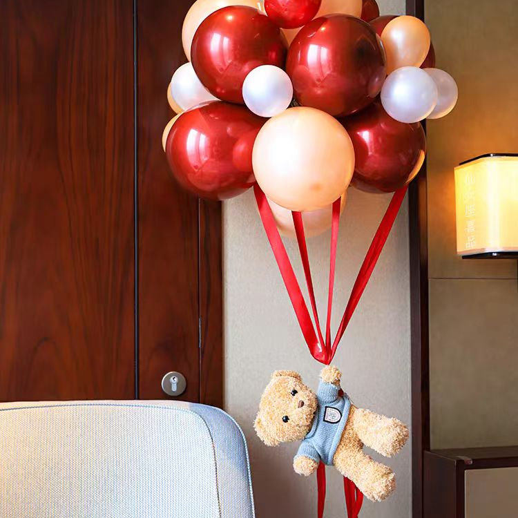 结婚婚房布置飘空小熊气球装饰女方卧室客厅新房高级感气球套装