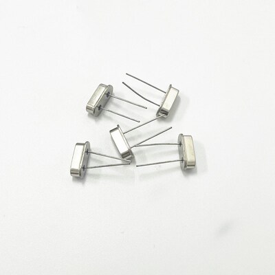 直插无源晶振HC-49S 4M5M6M8M32M33M3.6864M30.4M6.144M 4.433MHZ