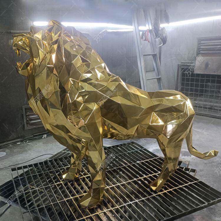 玻璃钢雕塑户外抽象大型动物摆件金色电镀狮子美陈装饰制作