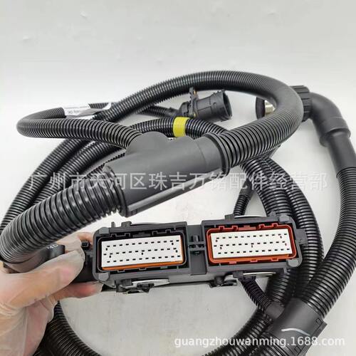 EC240BD6DD7D发动机线束14512670145131371451240614531706