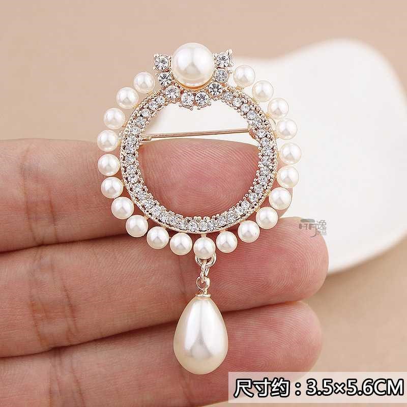 韩国时尚珍珠水钻胸针女百搭开衫毛衣大衣外套胸花别针扣配饰