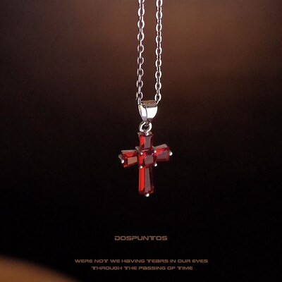DosPuntos 在无爱之森呐喊 红色十字架项链嘻哈y2k欧美辣妹锁骨链