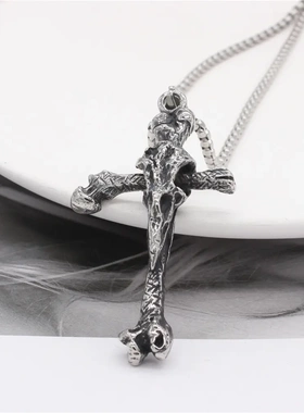 p1051饰品 欧美个性复古维京长尖骨头十字架男士钛钢吊坠