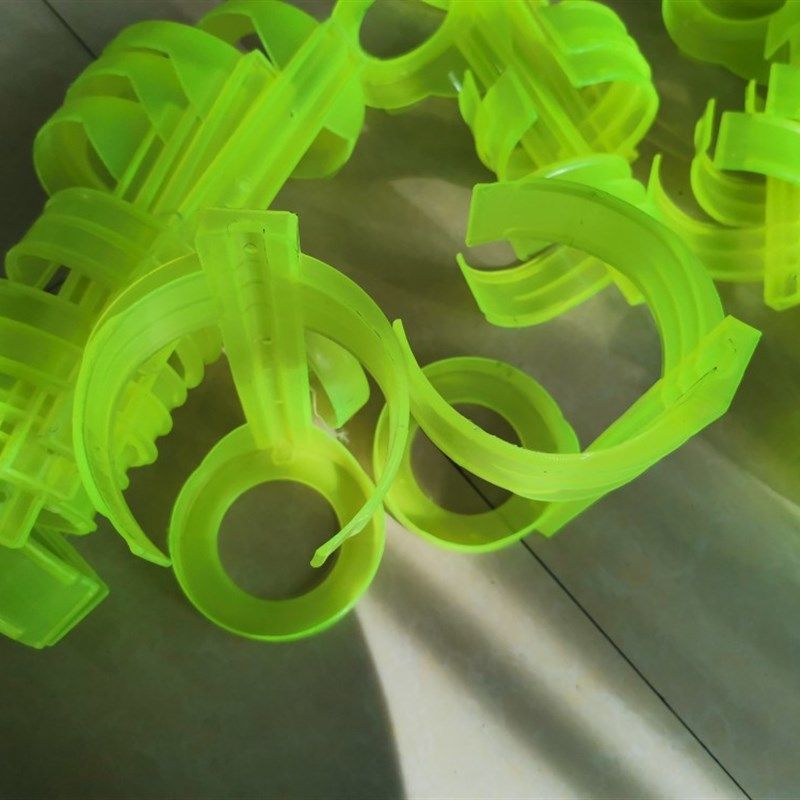 汽车灭火器支架挂架车载灭火器固定器1公斤2公斤 车内后备箱