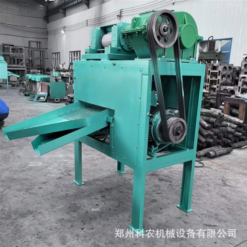 石灰石粉氮磷钾双辊挤压造粒机 供应1.5吨2吨3吨对辊挤压制粒机