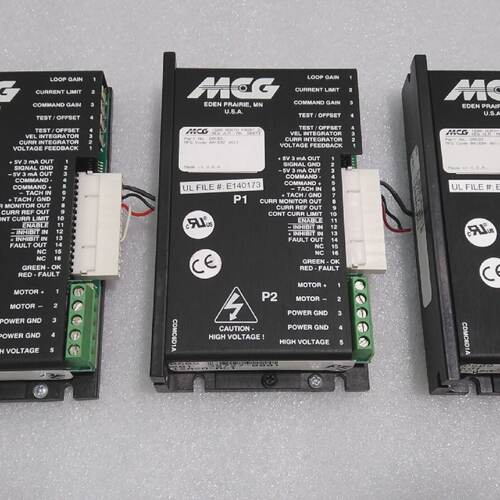 二手MCG12A8MMC1CDMC6D1ADMC6D电机驱动器1件