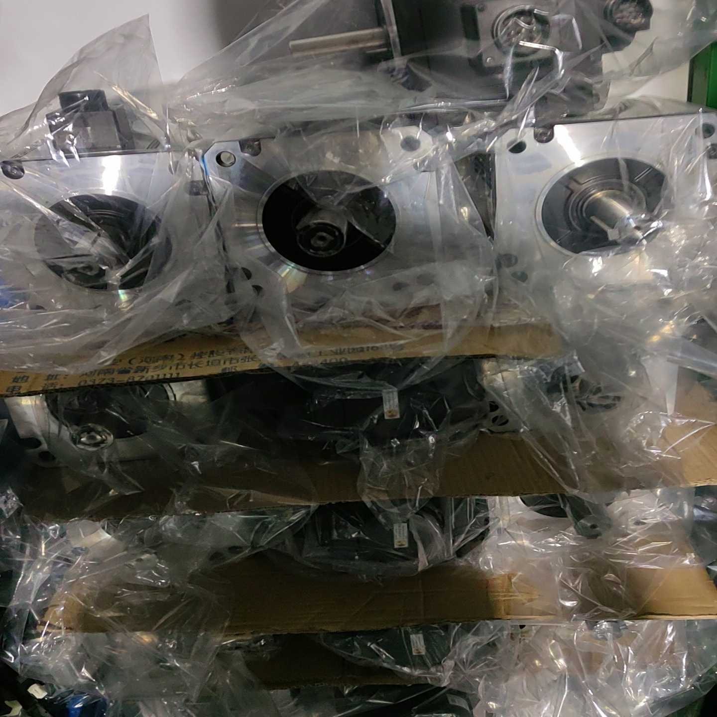 松下AC伺服电机，型号MHMF202L1H6M，MEDLN8--议价商品