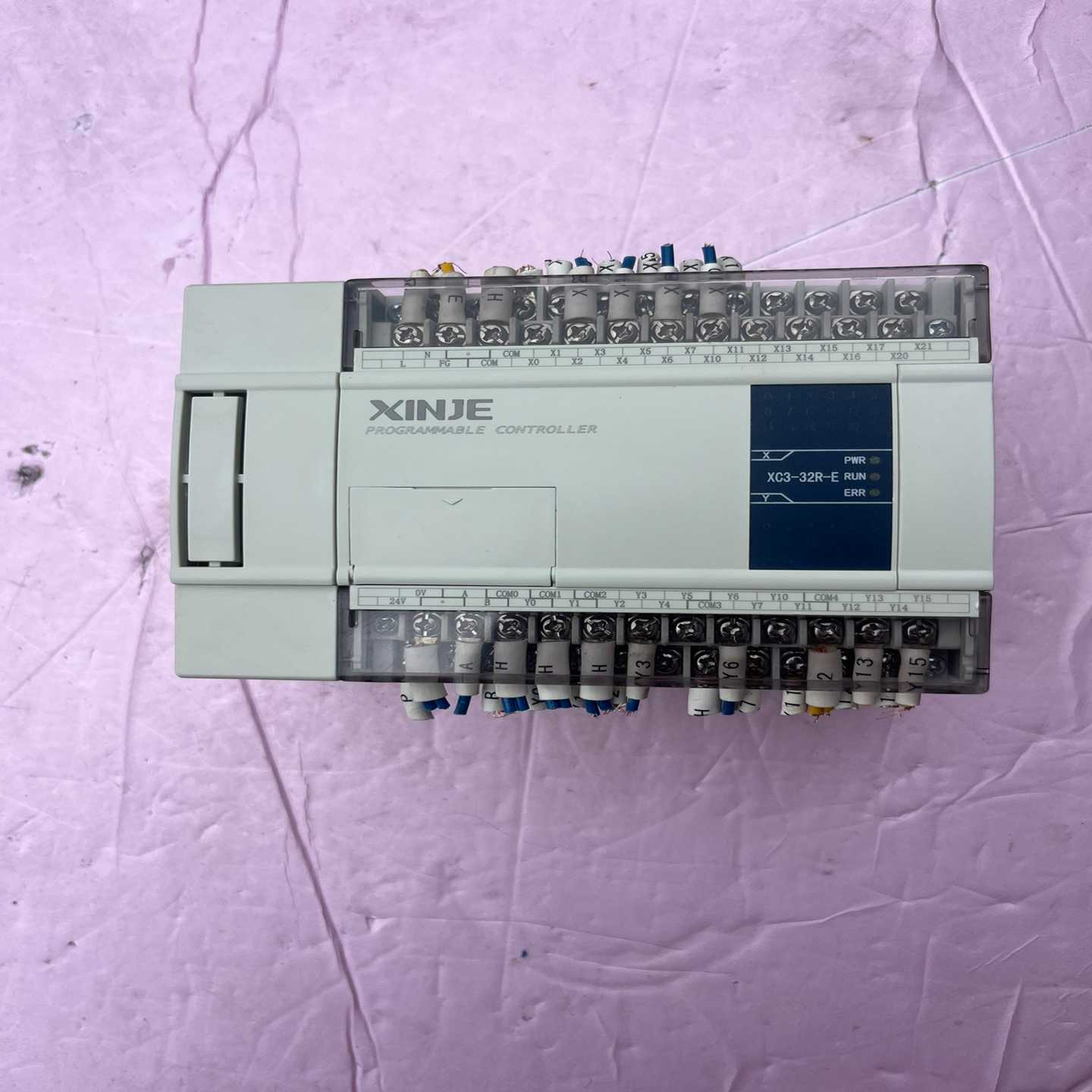 信捷PLCXC3-32R-E，功能包好，成色漂亮--议价商品