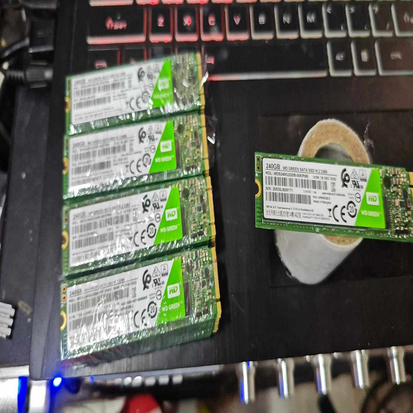 wd西部数据240gm2固态硬盘绿盘--议价商品