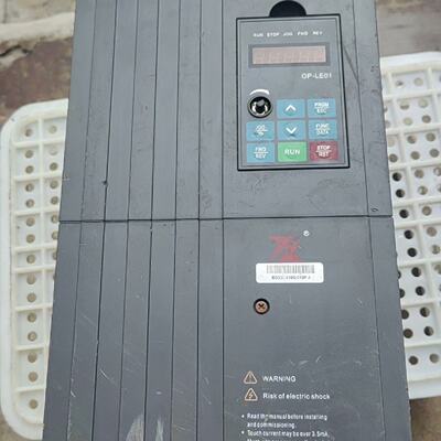富凌变频器BD330015G018.5P4380--议价商品