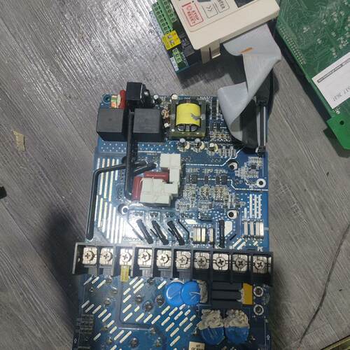 溢价-正弦AE90变频器22kw驱动板带模块A904T045BD