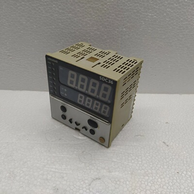 Yamatake SDC36 Digital Indicating Controller C36TC0UA1000 SD
