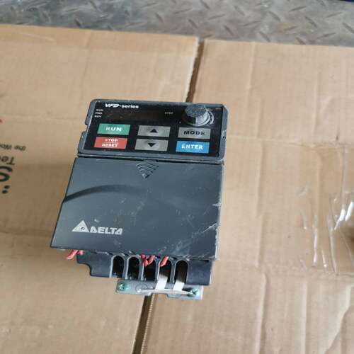 台达变频器VFD007E43A0.75KW380实物图(亚飞商行）