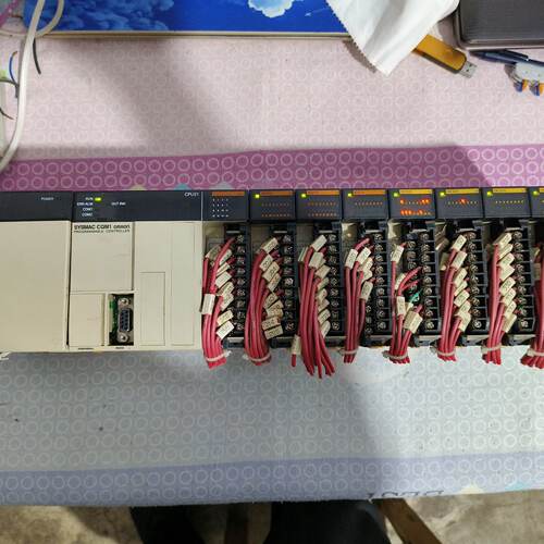 询价PLC一套型号CQM1CPU21配套PA206电