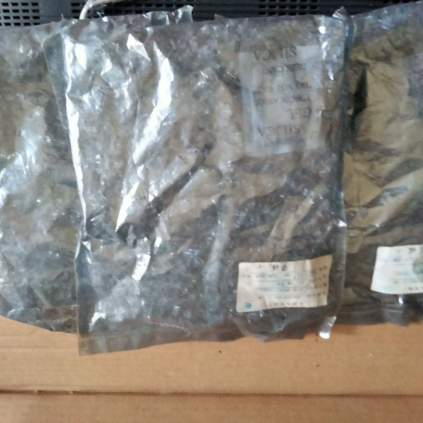 发光二极管  黄绿色。具体看标签，图片。--议价商品