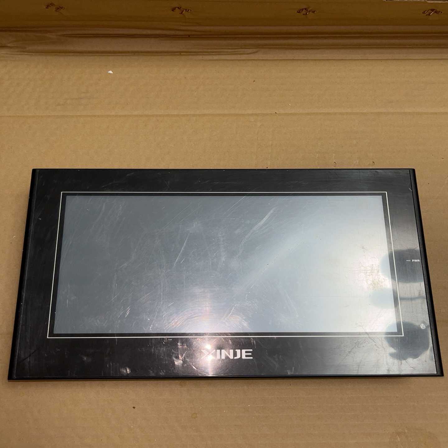 TGA63S-MT 信捷触摸屏 实图拍摄 功能正常 正面有一（佳毅工