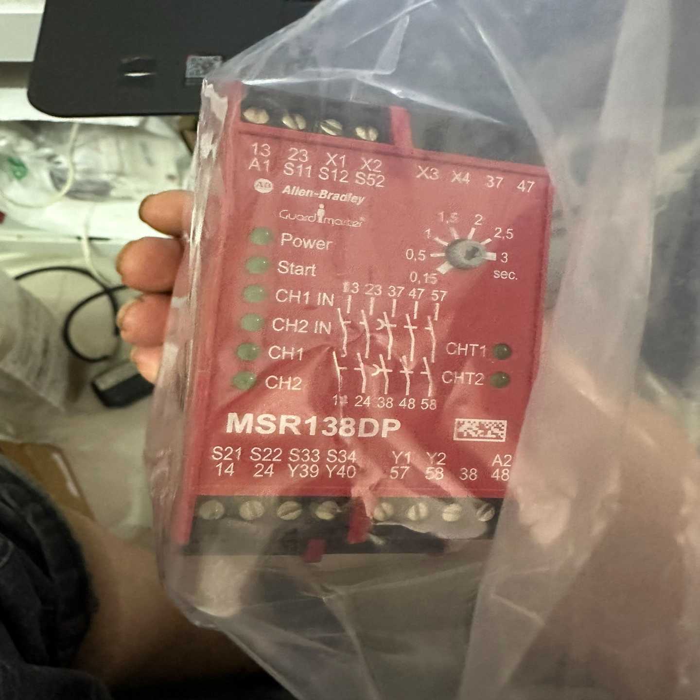 询~MSR138DP安全继电器 几乎