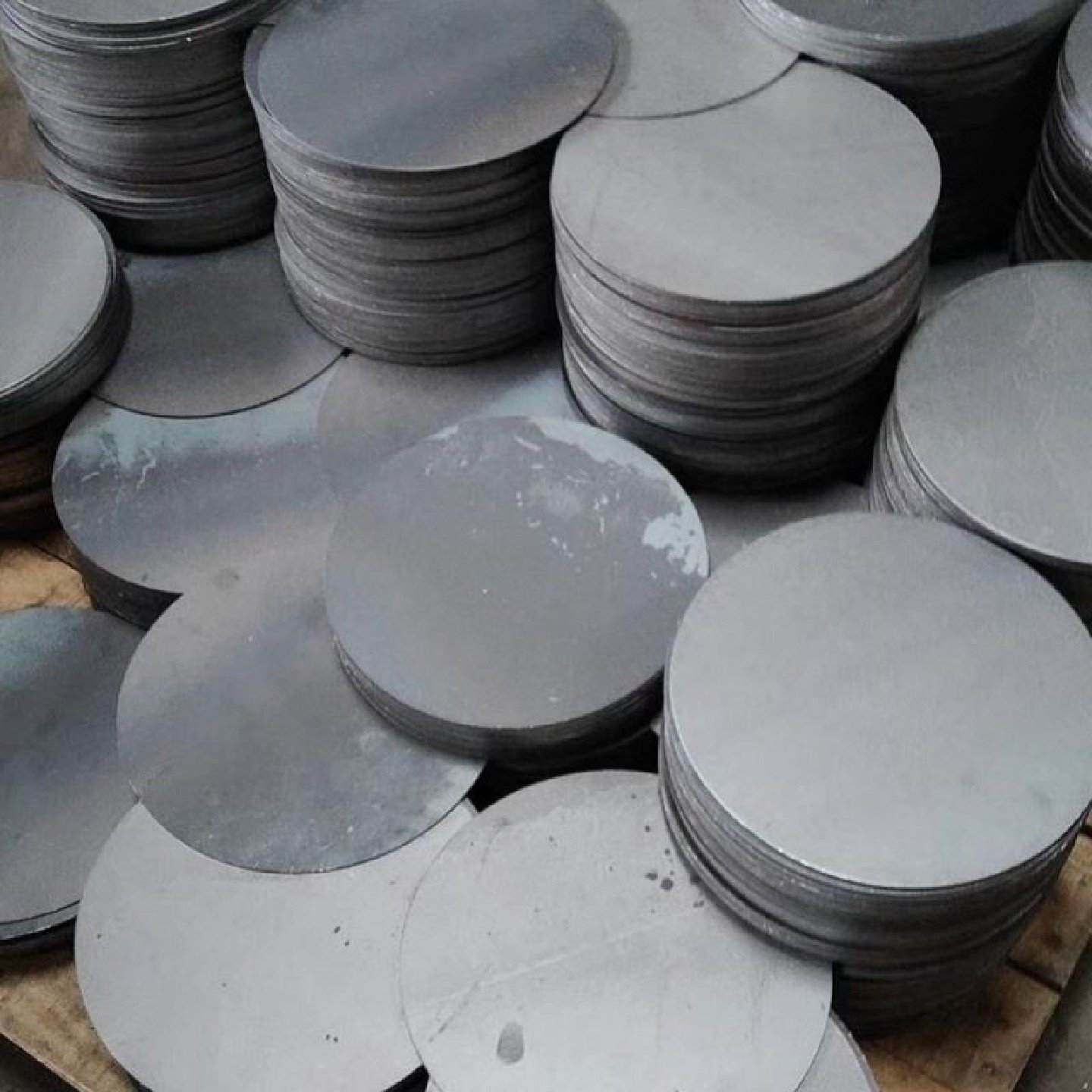 建筑工地热镀锌钢跳板踏板防滑冲孔2米3米4米船用盘扣脚手架踏板,金属材料及制品,钢板,淘宝优惠券,粉丝福利购,淘宝优惠卷