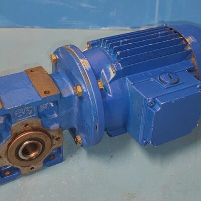 Rossi Motoriduttori  HF71B4B5R  Motor   MRV32U03A  Getriebe