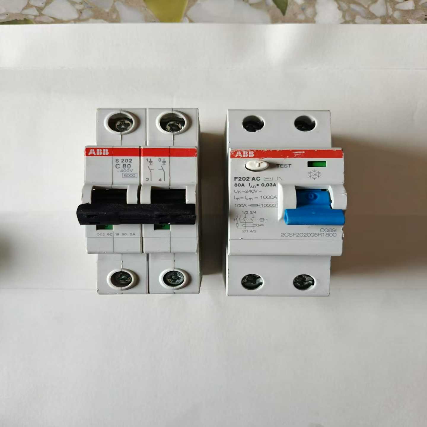 询价ABB漏电保护器，型号S202C80A和F202A