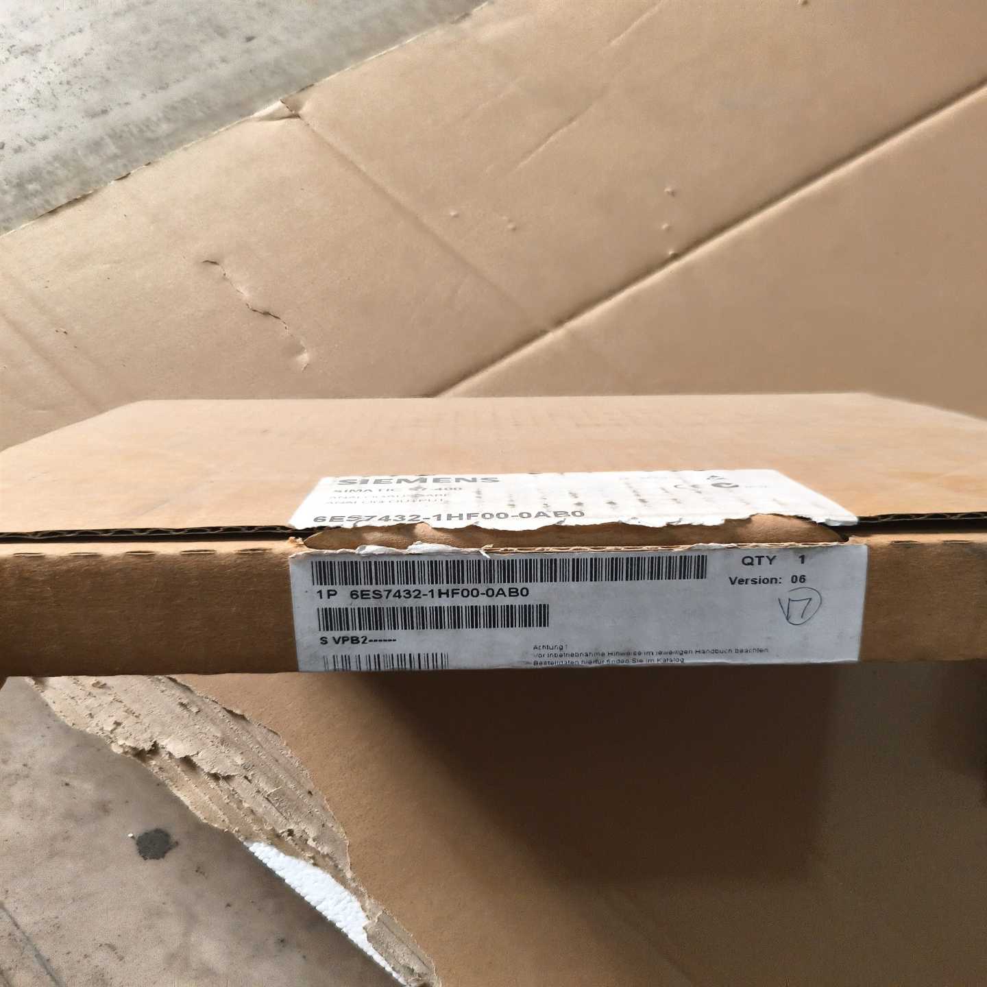 西门子S7-400PLC模拟量输出模块6ES7432-1--议价商品