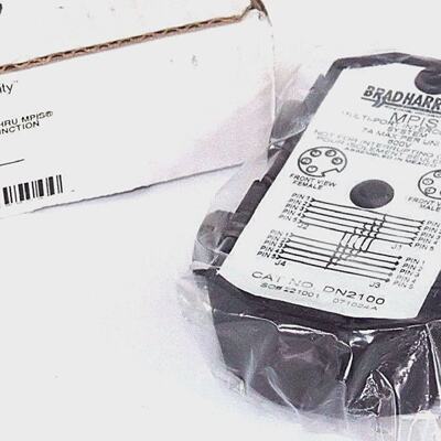 NIB BRAD HARRISON MPIS MULTI PORT INTERCONNECT SYSTEM CAT NO