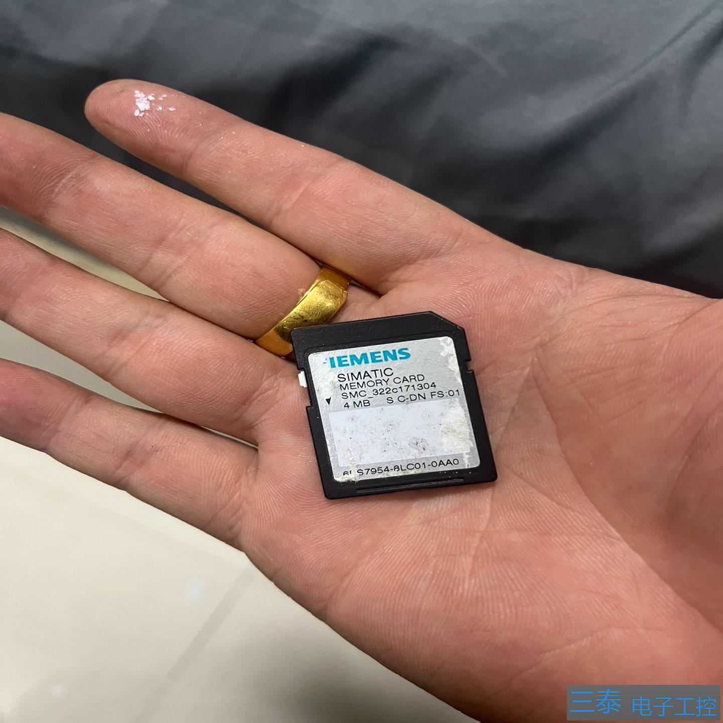 6LS7954-8LC01-0AA0存储卡实物图拍，议价