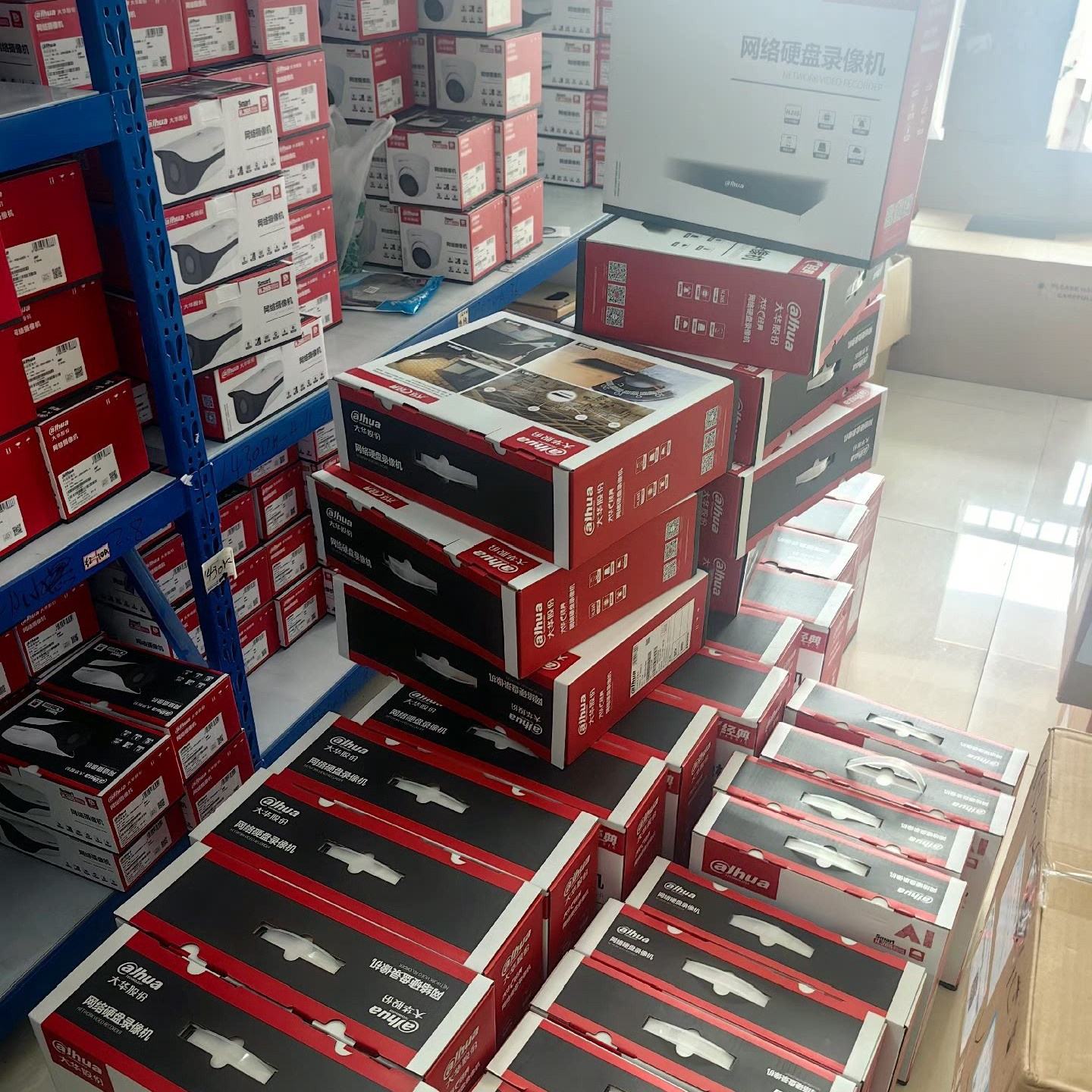 大华网络硬盘录像机DH-NVR4432-HDS3/i--议价商品