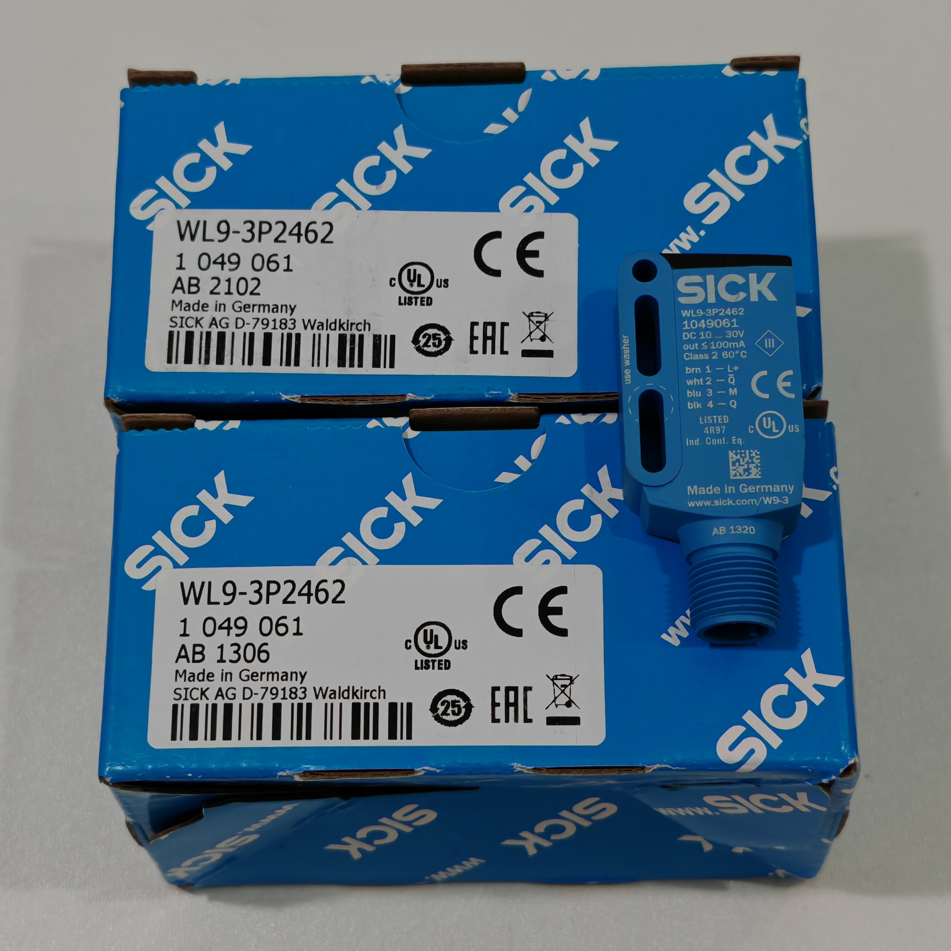 德国SICK西克WL9-3P2462光电传感器，，型适用