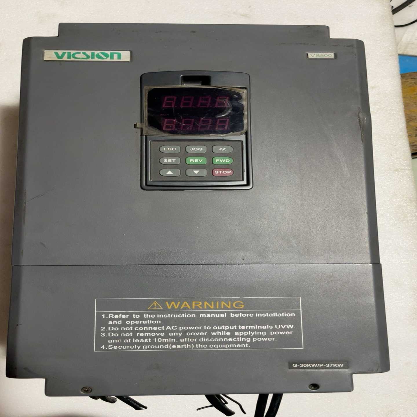 询价四方变频器V500-4000/4070一台0