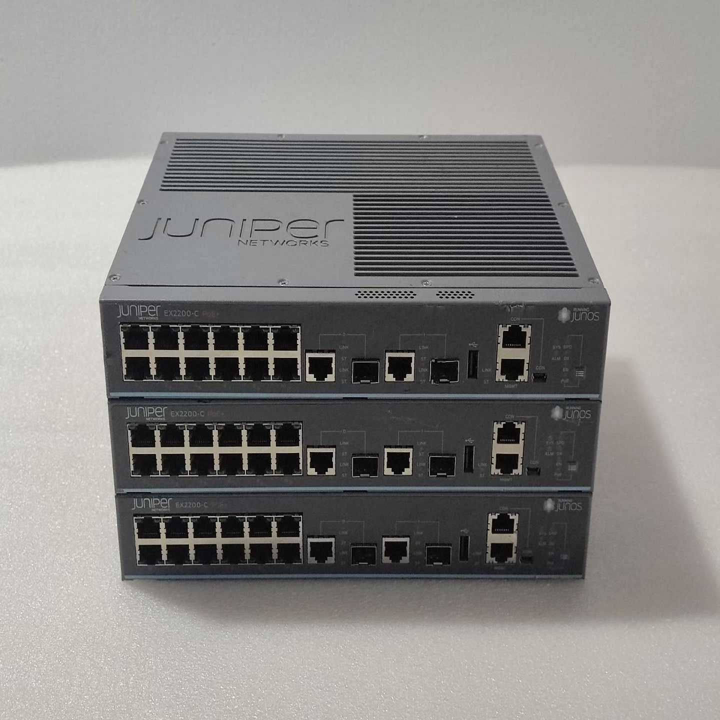 juniper 瞻博EX2200-C-12P-2G  12口（佳毅工控）