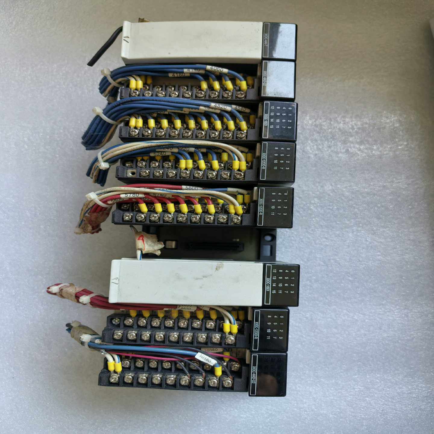 MOELLER模块XI0C-4A0-U2~询价