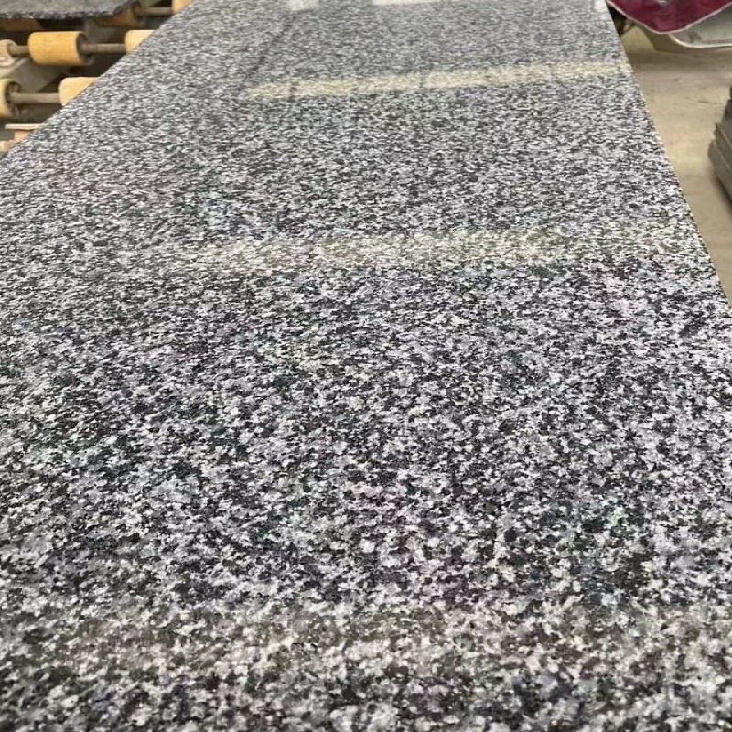 天然花岗岩石材黄金麻黄锈石荔枝天然大理石