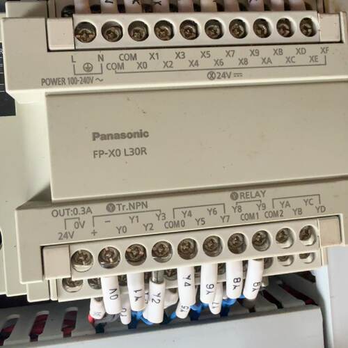 议价FpX0l30r Plc Actual InStock Photos Still On The Machine