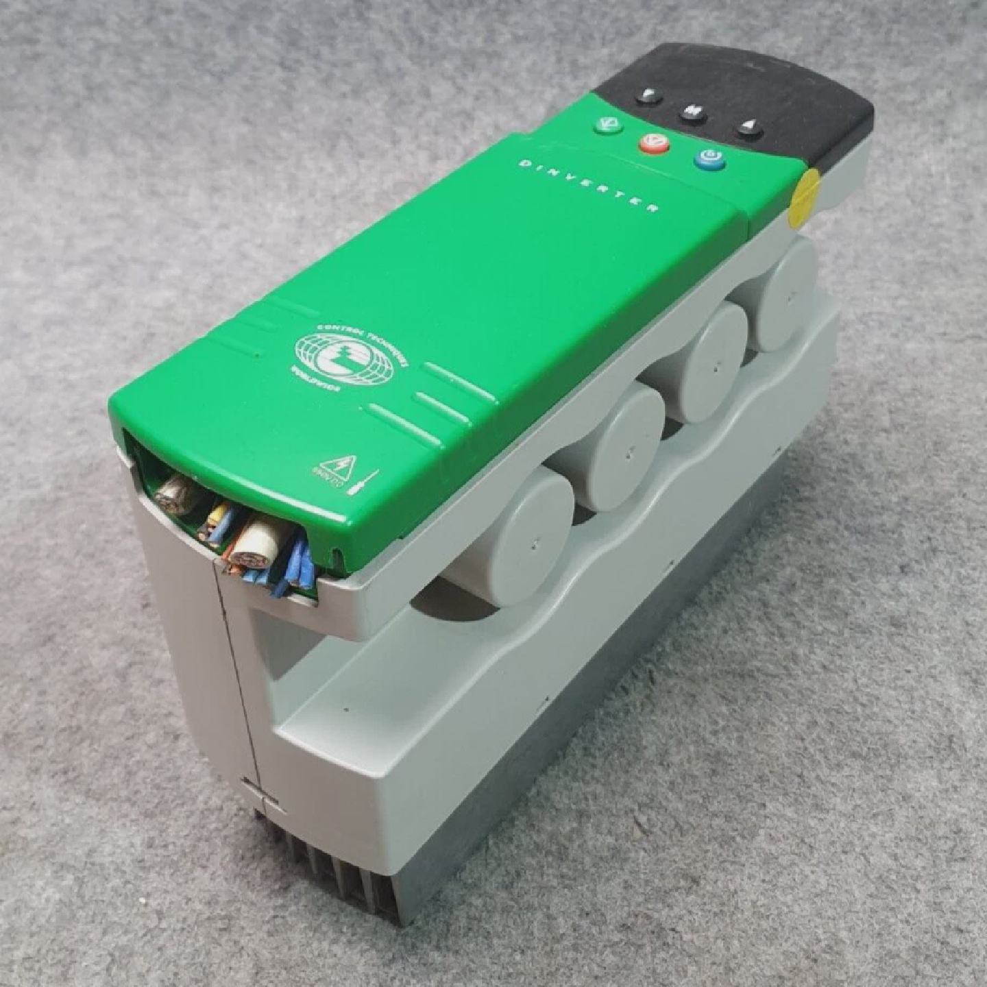 Control Techniques   DINVERTER  DIN3380400BM - 实物图