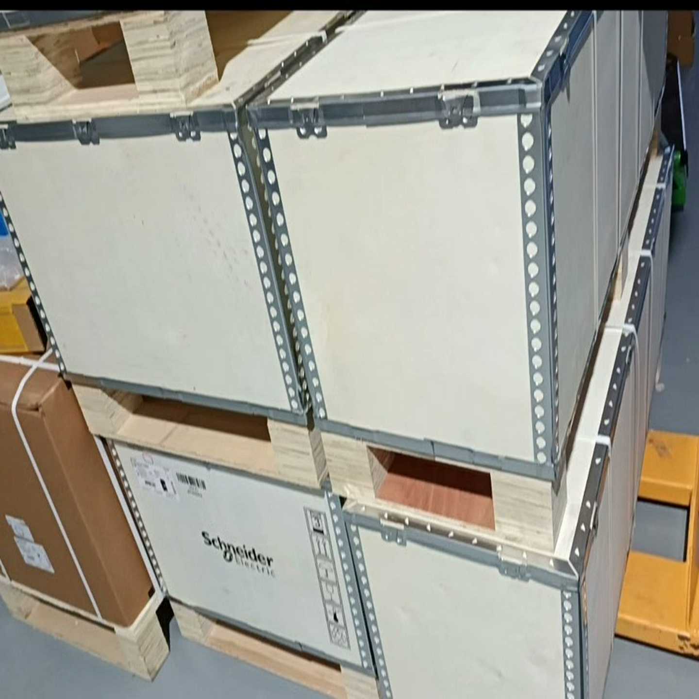 ATV71LD11N4Z6500【博航商行】